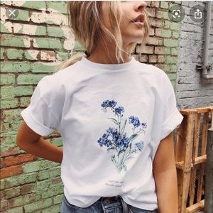 brandy melville forget me not t shirt